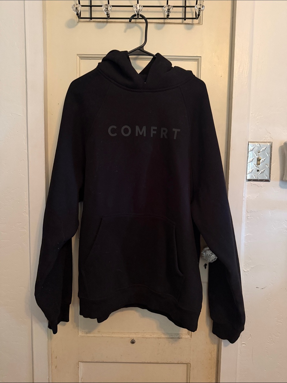 COMFRT Unisex Black Crewneck Hoodie